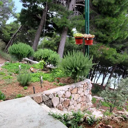 Seaside House Nemira, Omis - 9504 Holiday home Tice