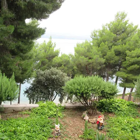 Seaside House Nemira, Omis - 9504 Holiday home Tice